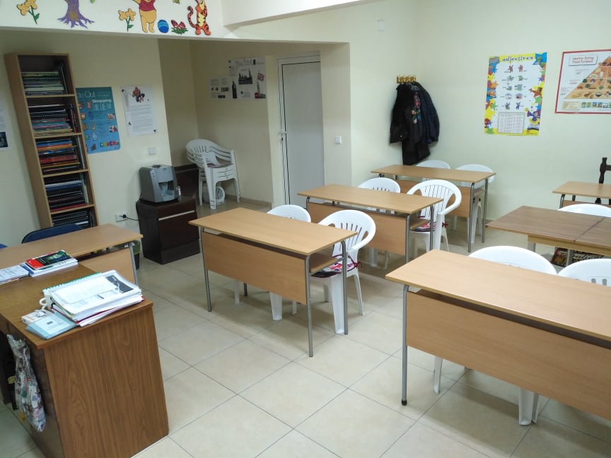 Езикова школа „Монелли“ английски език за деца и възрастни